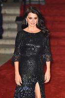 Penelope Cruz Sweatshirt #2874206