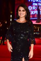 Penelope Cruz Sweatshirt #2874298