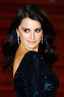 Penelope Cruz Sweatshirt #2874356