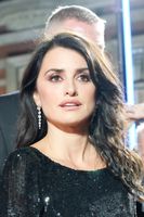 Penelope Cruz Longsleeve T-shirt #2874438