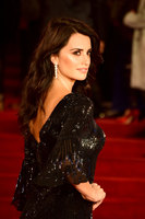 Penelope Cruz Longsleeve T-shirt #2874479