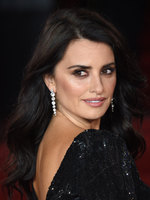Penelope Cruz Sweatshirt #2874481
