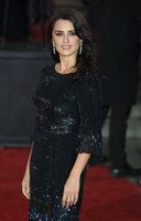 Penelope Cruz Longsleeve T-shirt #2874493