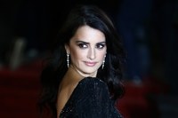 Penelope Cruz Sweatshirt #2874521