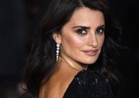 Penelope Cruz Longsleeve T-shirt #2874553