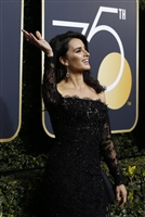 Penelope Cruz Longsleeve T-shirt #3024909