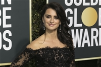 Penelope Cruz Sweatshirt #3024932