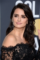 Penelope Cruz Longsleeve T-shirt #3024933