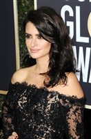 Penelope Cruz Longsleeve T-shirt #3024947