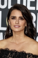 Penelope Cruz Sweatshirt #3025018