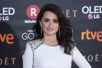 Penelope Cruz Longsleeve T-shirt #3127974