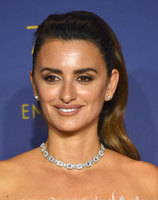 Penelope Cruz Longsleeve T-shirt #3749224