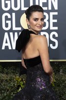 Penelope Cruz Longsleeve T-shirt #3749361