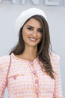Penelope Cruz Longsleeve T-shirt #3749436