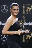 Penelope Cruz mug #G2366810
