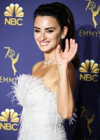 Penelope Cruz Longsleeve T-shirt #3749571