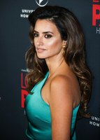 Penelope Cruz tote bag #G2424370