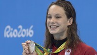 Penny Oleksiak tote bag #G868418