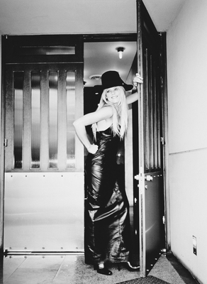 Peta Wilson posters