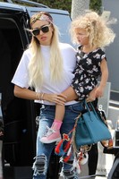Petra Ecclestone magic mug #G961955