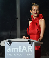 Petra Nemcova longsleeve t-shirt #3298545