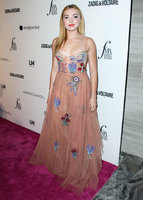 Peyton R. List Sweatshirt #3739011