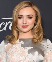 Peyton R. List tote bag #G2544216