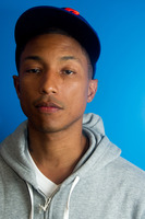 Pharrell Williams Longsleeve T-shirt #2342638