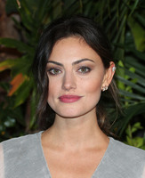 Phoebe Tonkin Sweatshirt #3937758
