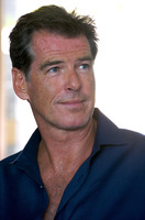 Pierce Brosnan mug #G721439