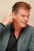 Pierce Brosnan mug #G740612