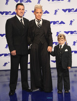 Pink Sweatshirt #2986946