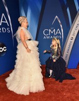 Pink t-shirt #3046104