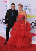 Pink Sweatshirt #3141212