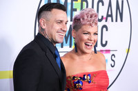 Pink hoodie #3141491