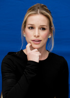 Piper Perabo magic mug #G586710