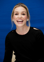 Piper Perabo magic mug #G586712