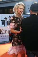Poppy Delevingne Longsleeve T-shirt #2743822