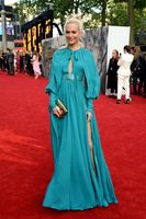 Poppy Delevingne magic mug #G1215371