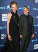 Portia De Rossi magic mug #G965705