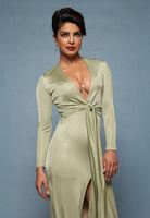 Priyanka Chopra Sweatshirt #2719275