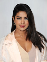 Priyanka Chopra hoodie #2849061