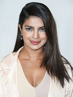 Priyanka Chopra t-shirt #2849094