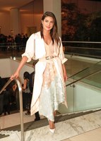 Priyanka Chopra Sweatshirt #2849413