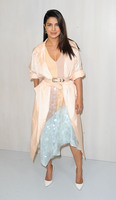 Priyanka Chopra Sweatshirt #2849423
