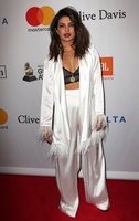 Priyanka Chopra Tank Top #2995596