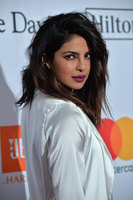 Priyanka Chopra Sweatshirt #2995620