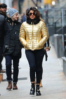 Priyanka Chopra hoodie #3047000