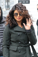 Priyanka Chopra Sweatshirt #3047019