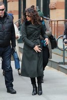 Priyanka Chopra Sweatshirt #3047041